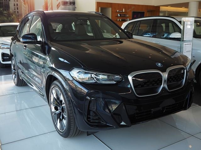 2021 BMW iX3