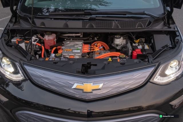 Engine bay