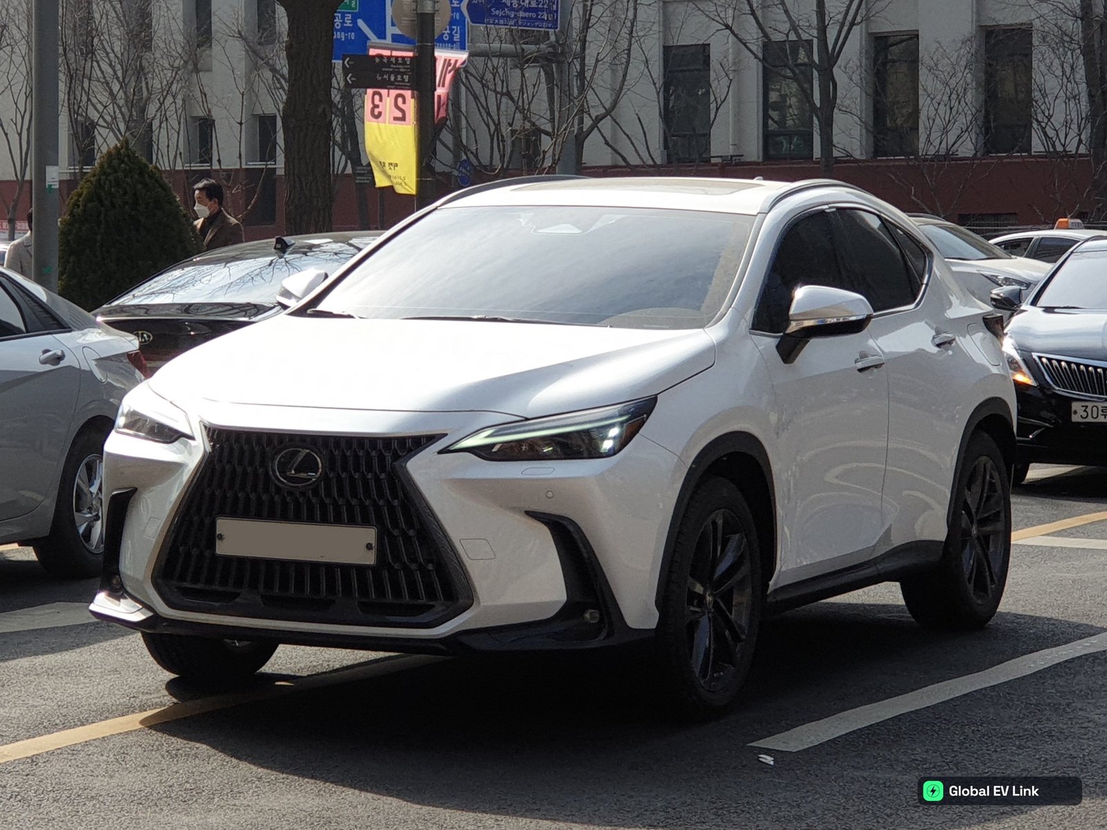2023 Lexus NX 350h
