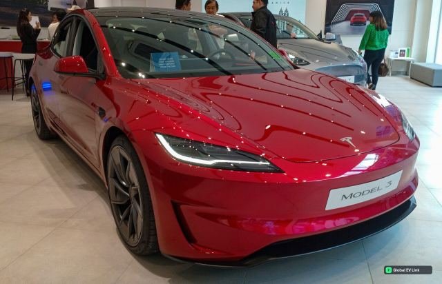 2023 Tesla Model 3